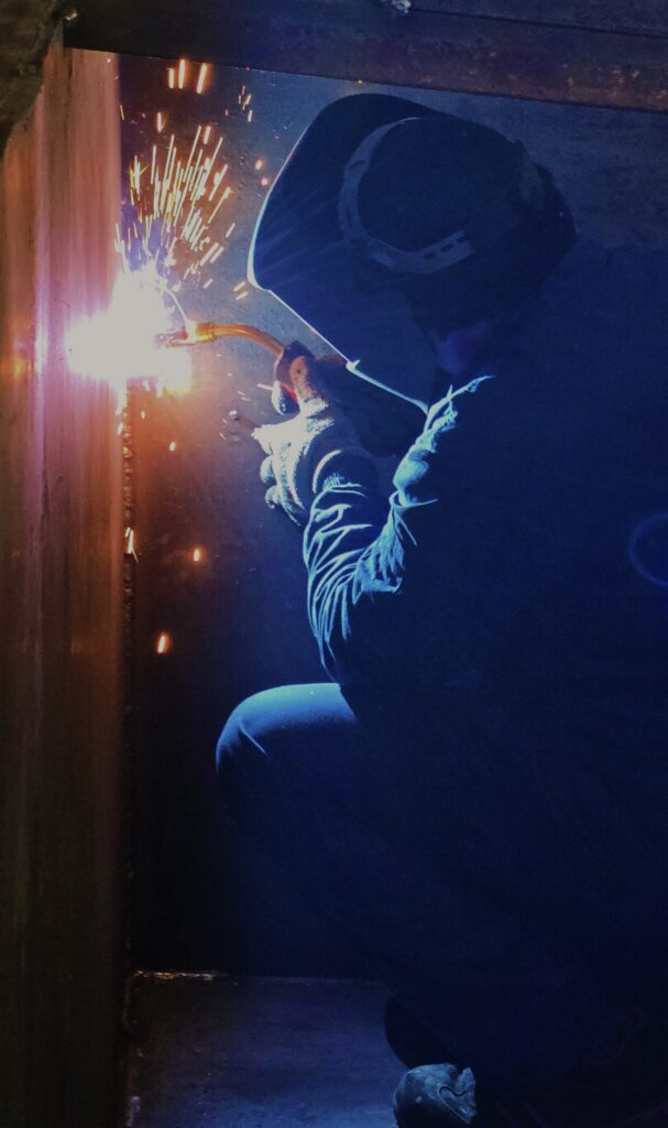 welder working
